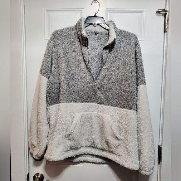 Oversized Fuzzy Fleece Pullover Sweatshirt - Picture 2 of 11